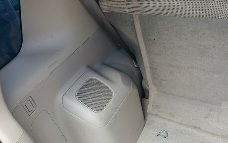 Toyota Raum I, 2003 год, 570 000 рублей, 6 фотография