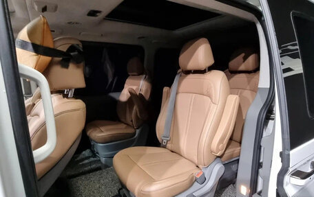 Hyundai Staria, 2022 год, 3 009 199 рублей, 17 фотография