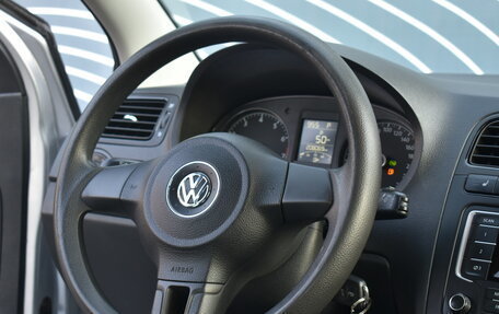 Volkswagen Polo VI (EU Market), 2015 год, 890 000 рублей, 12 фотография