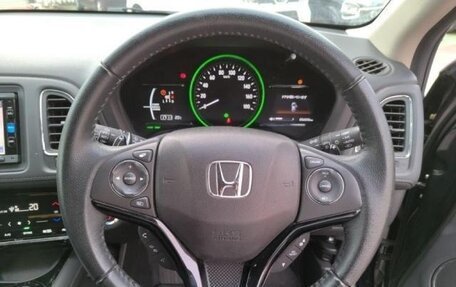Honda Vezel, 2015 год, 1 212 000 рублей, 19 фотография
