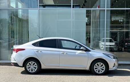 Hyundai Solaris II рестайлинг, 2021 год, 1 465 000 рублей, 5 фотография
