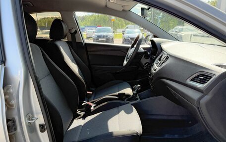 Hyundai Solaris II рестайлинг, 2021 год, 1 465 000 рублей, 8 фотография
