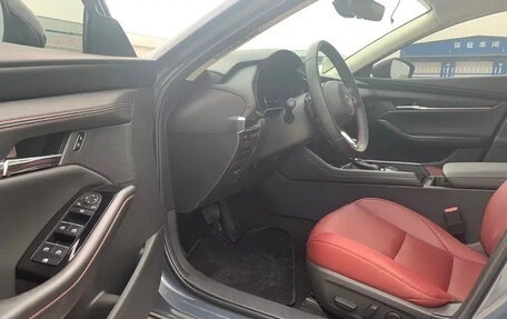 Mazda 3, 2022 год, 1 870 000 рублей, 21 фотография
