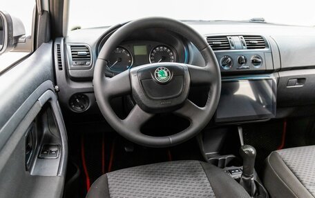 Skoda Fabia II, 2011 год, 528 000 рублей, 16 фотография