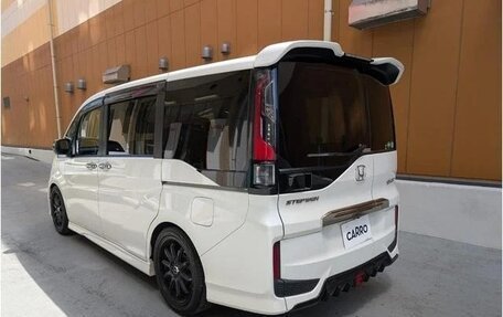 Honda Stepwgn IV, 2015 год, 1 123 000 рублей, 3 фотография