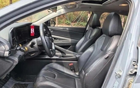 Hyundai Elantra, 2022 год, 1 550 400 рублей, 16 фотография