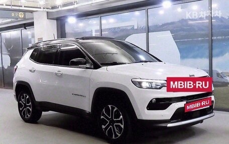 Jeep Compass II, 2022 год, 2 520 000 рублей, 3 фотография