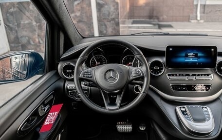 Mercedes-Benz V-Класс, 2023 год, 12 300 000 рублей, 6 фотография