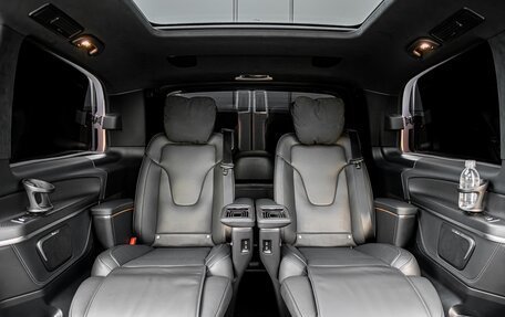 Mercedes-Benz V-Класс, 2023 год, 12 300 000 рублей, 21 фотография