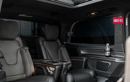 Mercedes-Benz V-Класс, 2023 год, 12 300 000 рублей, 24 фотография