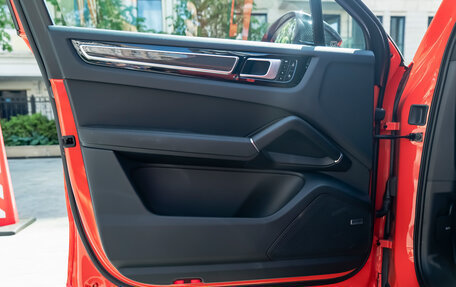 Porsche Cayenne III, 2020 год, 13 000 000 рублей, 26 фотография