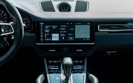 Porsche Cayenne III, 2020 год, 13 000 000 рублей, 35 фотография