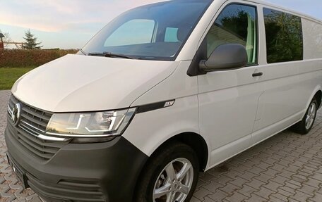 Volkswagen Transporter T6 рестайлинг, 2022 год, 3 000 000 рублей, 21 фотография