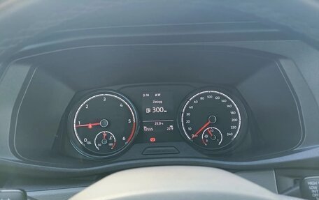 Volkswagen Transporter T6 рестайлинг, 2022 год, 3 000 000 рублей, 17 фотография