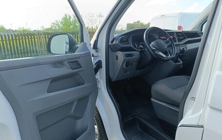 Volkswagen Transporter T6 рестайлинг, 2022 год, 3 000 000 рублей, 14 фотография