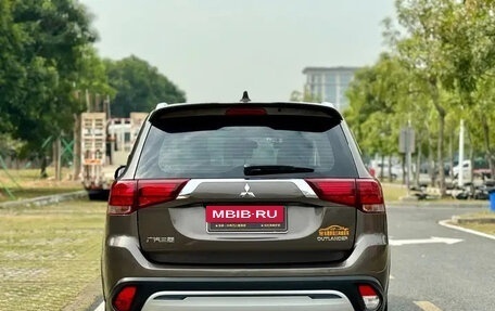 Mitsubishi Outlander III рестайлинг 3, 2021 год, 1 662 888 рублей, 6 фотография