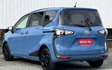 Toyota Sienta II, 2022 год, 1 009 199 рублей, 6 фотография