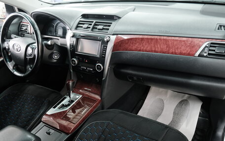 Toyota Camry, 2014 год, 1 969 000 рублей, 19 фотография