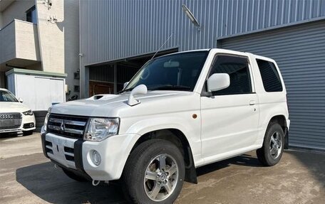 Mitsubishi Pajero Mini II, 2012 год, 587 000 рублей, 1 фотография