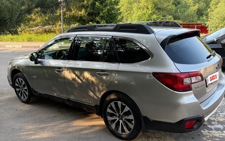 Subaru Outback IV рестайлинг, 2017 год, 2 700 000 рублей, 9 фотография