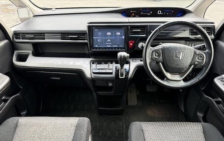 Honda Stepwgn IV, 2015 год, 1 176 000 рублей, 7 фотография