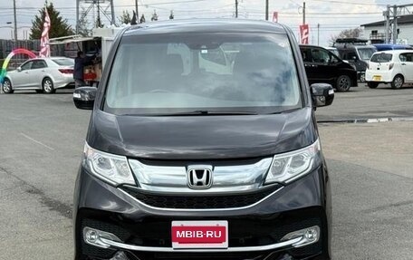 Honda Stepwgn IV, 2015 год, 1 176 000 рублей, 2 фотография