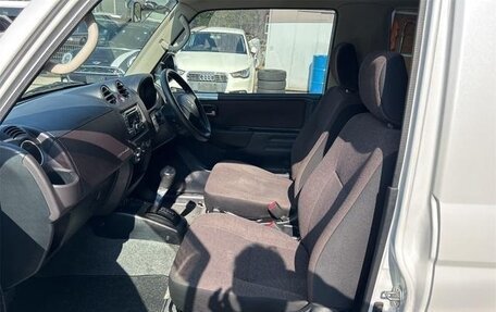 Mitsubishi Pajero Mini II, 2012 год, 587 000 рублей, 20 фотография