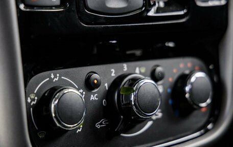 Renault Duster I рестайлинг, 2014 год, 998 000 рублей, 27 фотография