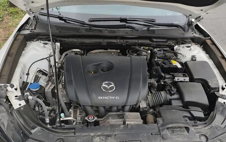 Mazda CX-4, 2022 год, 2 000 000 рублей, 11 фотография