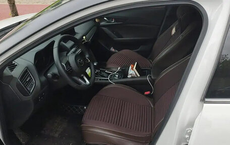 Mazda CX-4, 2022 год, 2 000 000 рублей, 12 фотография