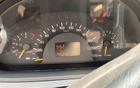 Mercedes-Benz Vito, 2004 год, 950 000 рублей, 8 фотография