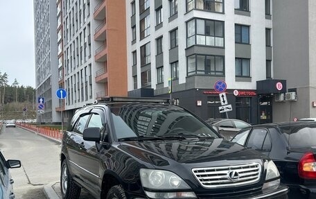 Lexus RX IV рестайлинг, 1999 год, 850 000 рублей, 17 фотография