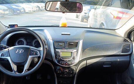Hyundai Solaris II рестайлинг, 2012 год, 565 000 рублей, 11 фотография