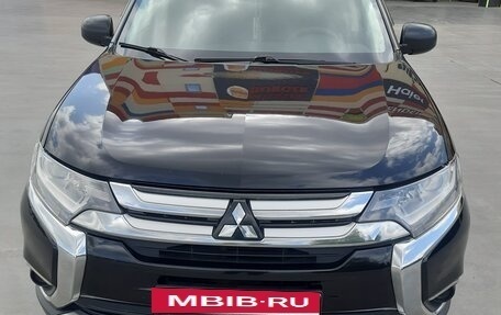 Mitsubishi Outlander III рестайлинг 3, 2018 год, 2 230 000 рублей, 7 фотография