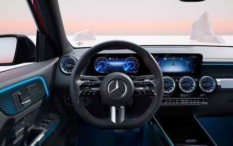 Mercedes-Benz EQB, 2024 год, 5 000 000 рублей, 7 фотография