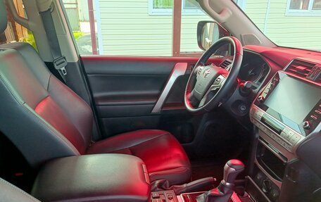 Toyota Land Cruiser Prado 150 рестайлинг 2, 2022 год, 6 200 000 рублей, 11 фотография