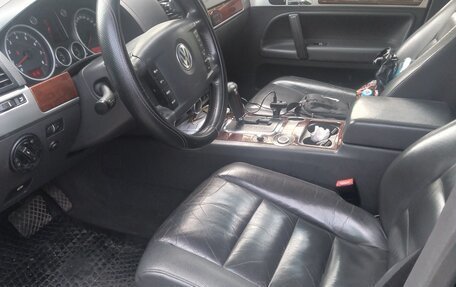 Volkswagen Touareg III, 2005 год, 1 200 000 рублей, 7 фотография
