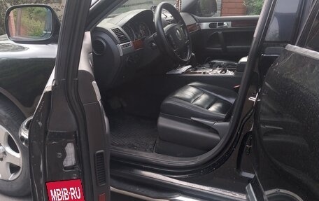 Volkswagen Touareg III, 2005 год, 1 200 000 рублей, 6 фотография