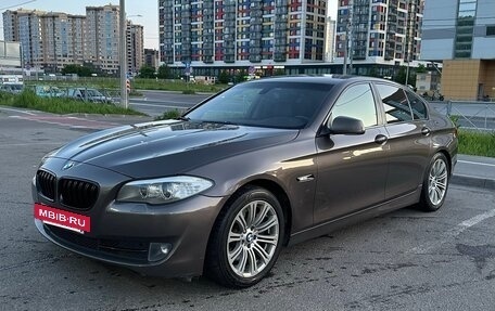 BMW 5 серия, 2012 год, 1 650 000 рублей, 3 фотография