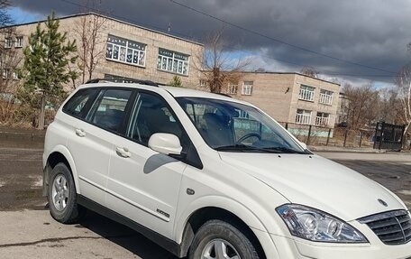 SsangYong Kyron I, 2012 год, 1 200 000 рублей, 17 фотография