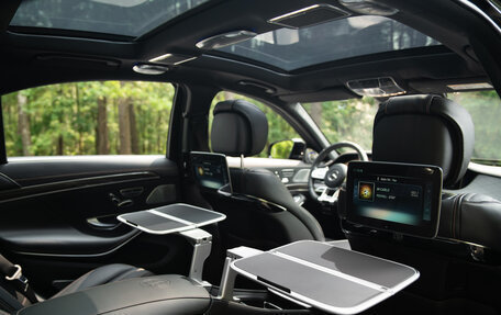 Mercedes-Benz S-Класс AMG, 2019 год, 25 000 000 рублей, 26 фотография