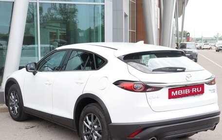 Mazda CX-4, 2023 год, 2 699 000 рублей, 8 фотография