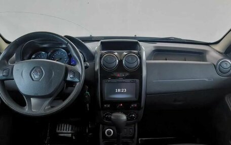 Renault Duster I рестайлинг, 2016 год, 1 050 000 рублей, 5 фотография