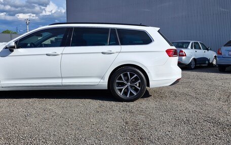 Volkswagen Passat B8 рестайлинг, 2020 год, 2 390 000 рублей, 3 фотография