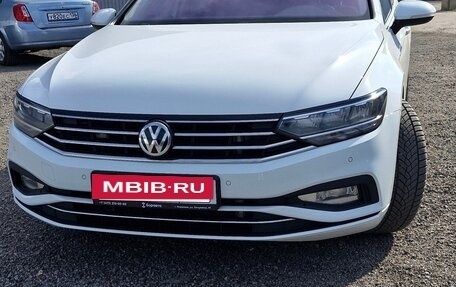 Volkswagen Passat B8 рестайлинг, 2020 год, 2 390 000 рублей, 12 фотография