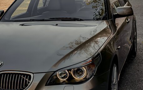 BMW 5 серия, 2004 год, 950 000 рублей, 3 фотография