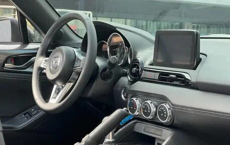 Mazda MX-5, 2022 год, 3 200 400 рублей, 10 фотография
