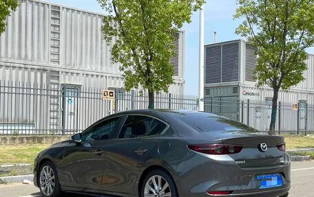 Mazda 3, 2021 год, 1 650 000 рублей, 4 фотография