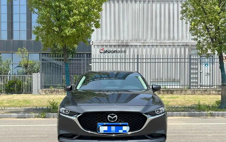Mazda 3, 2021 год, 1 650 000 рублей, 2 фотография