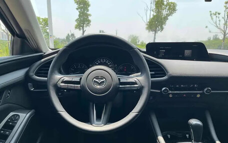 Mazda 3, 2021 год, 1 650 000 рублей, 11 фотография